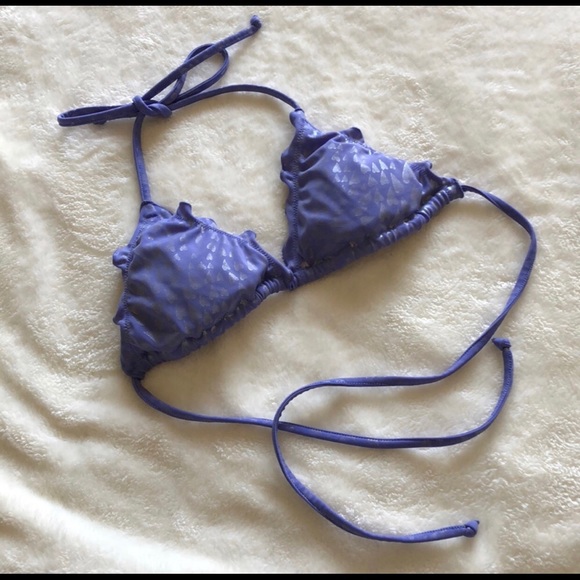 Victoria’s Secret medium swim suit top - Picture 3 of 4